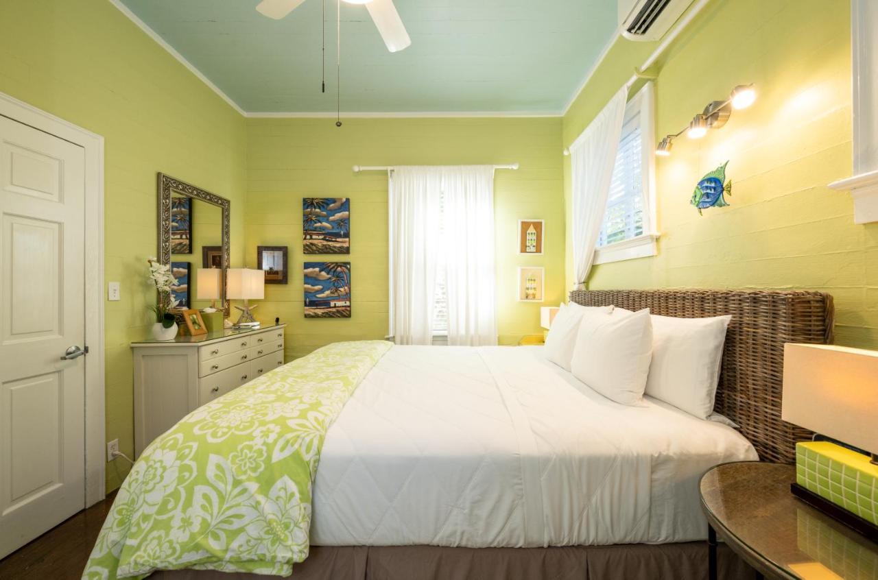 The Mermaid & The Alligator Key West Bagian luar foto